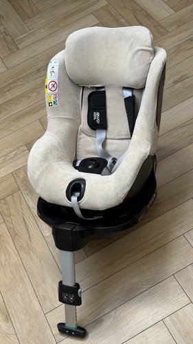 Childs car seat - -, britax