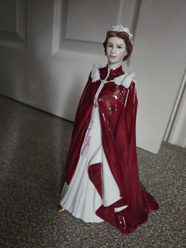 Royal worcester figurine - royal,