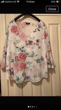 Wallis Fluted Sleeve Floral