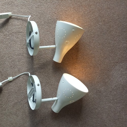 Ikea white snoig wall mounted - white,