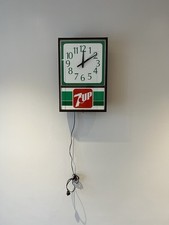 Vintage American 7 Up Clock