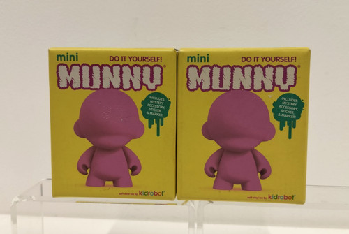 Kidrobot munnyworld diy - 2,