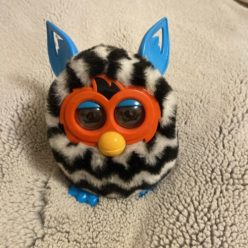 Furby boom black - boom, zig
