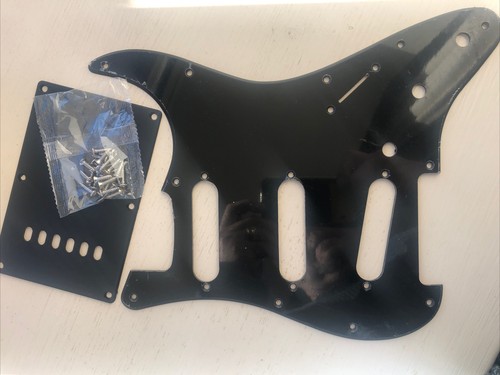 Scratch plate hole - scratch,
