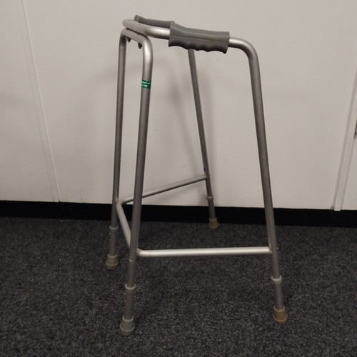 Lightweight aluminium footed - lightweight,