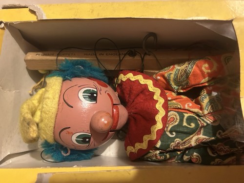 Vintage pelham puppet box - pelham,