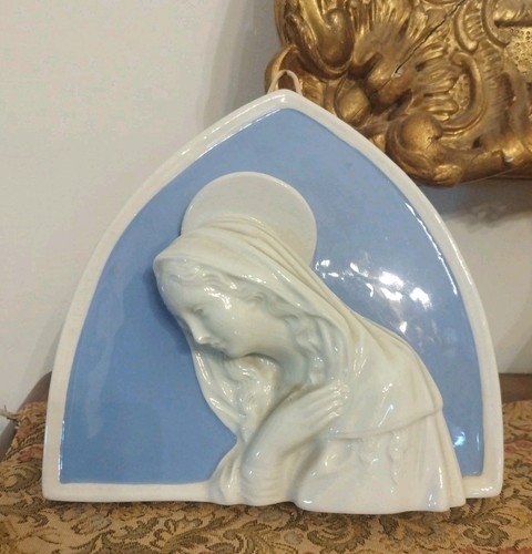 Ceramic wall madonna - wall, style