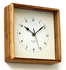 NEW 23cm Wooden Wall Clock - Modern Mid Century Style Vintage Country Gift