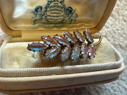 Antique victorian glowing - antique,