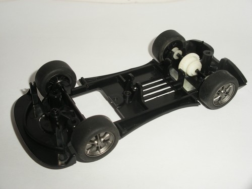 Scalextric rolling chassis - scalextric,