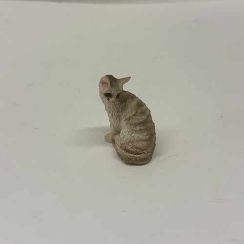 12th scale dolls house - scale,