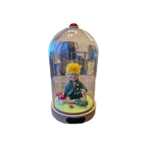 Very unusual blonde pixie - very, elf