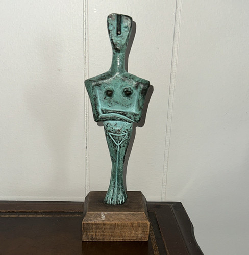 Abstract metal figure - 9",