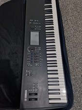 Yamaha MODX8+ 88key GHS-Weighted Workstation Synthesizer with gig bag