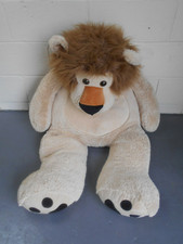 HUGE CUDDLY LION SOFT TOY -
