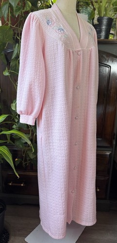 Vintage pink embroidered - sz, xl