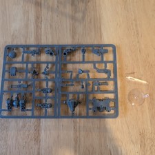 Warhammer 40K - Tau Empire - BRAND NEW XV8 Crisis Battlesuit No base 