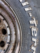 4x4 tyers and wheels   4 x 31 x 10.50 R15 And 2 x 27 x 8.50 R14