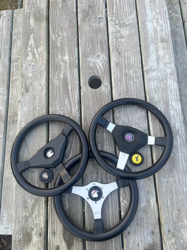 Momo signature steering - 3,