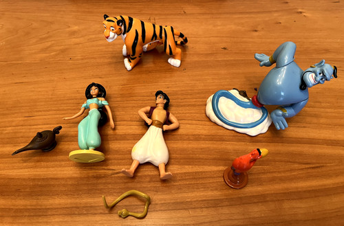 Aladdin disney figures - aladdin, toys