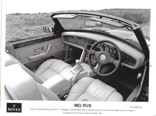 Rv8 interior dashboard - mg,