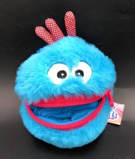 Zip Emals Blue Fluffy