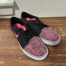 Nike Satire PRM Shoes Womens