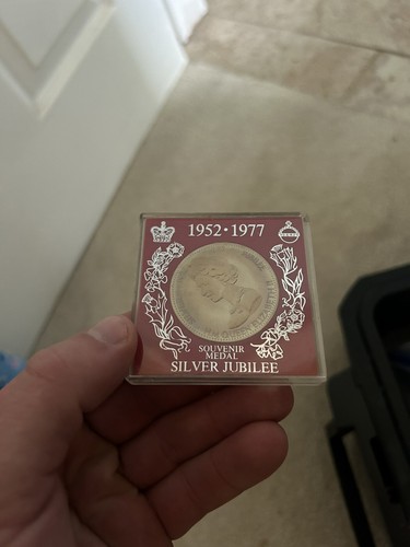 Queen elizabeth the - elizabeth, silver