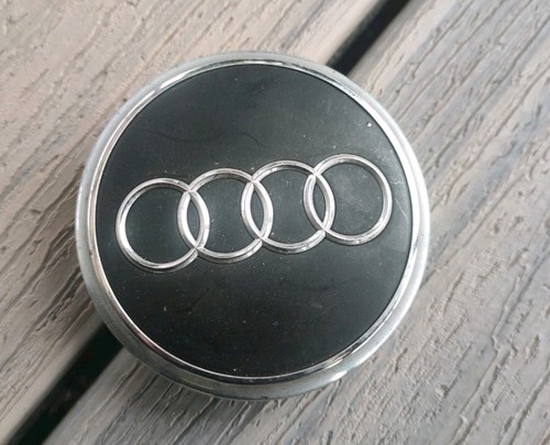 Audi 15 model black - q7,