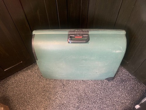 Carlton large green hardshell - large,