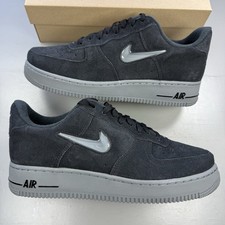 Size 9 - Nike Air Force 1 Low