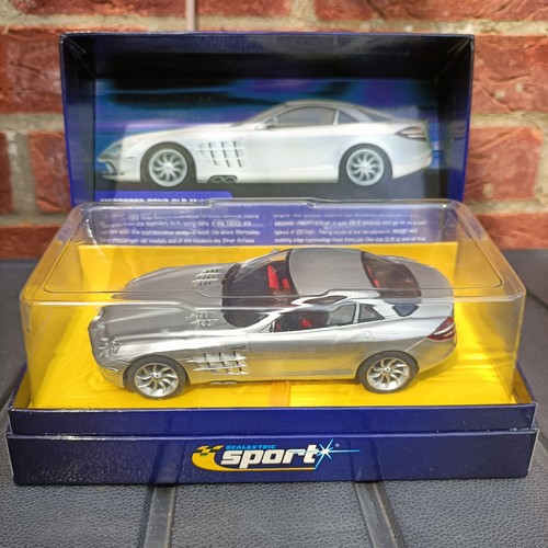 New scalextric c2632a mercedes - new,