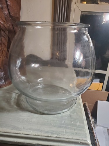 Vintage large glass fish bowl - vintage,