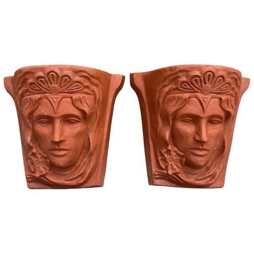 Sankey terracota ornate - ornate, figure