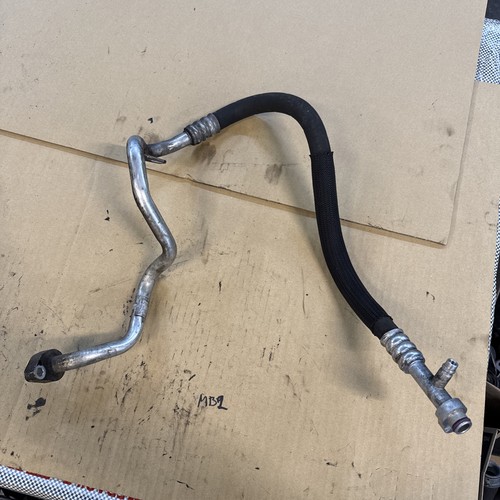 Air con pipe - con,