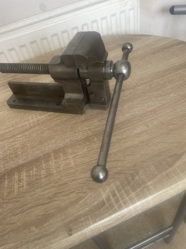 Vintage bespoke engineers - ,