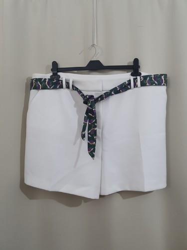 Nwt ladies plus - 22, white
