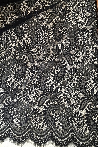 Metres french lace - ,