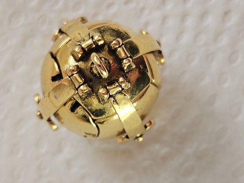 Vintage style gold - vintage,