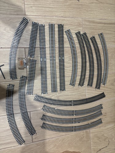 Hornby gauge railway track - oo,