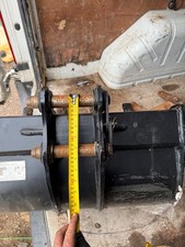 takeuchi excavator 600mm