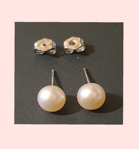 New pale pink freshwater - pale,