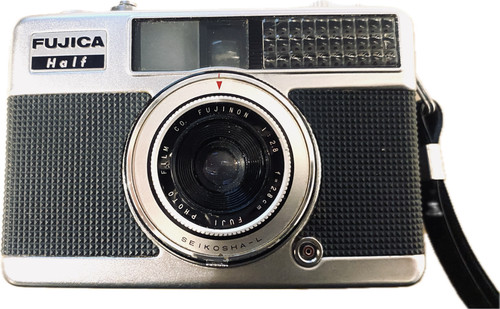 Fujica half frame 8 - frame, 35mm