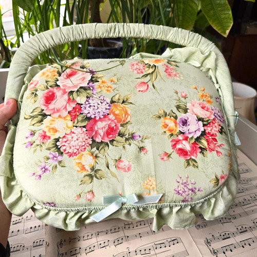 Vintage sewing basket - , floral