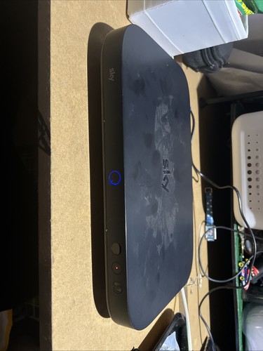 Sky 1tb uhd - uhd, satellite