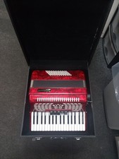 Stephanelli 72 Bass Accordion with case