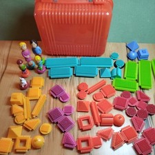 Bristle Blocks – STEM