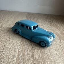 DINKY TOYS 39E CHRYSLER ROYAL SEDAN -BLUE WITH BLUE HUBS 1:43