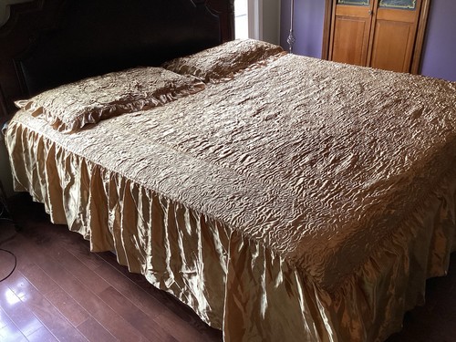 Vintage king gold satin - ,