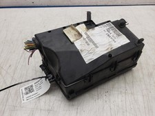 FORD FOCUS FUSE BOX BV6T14K733